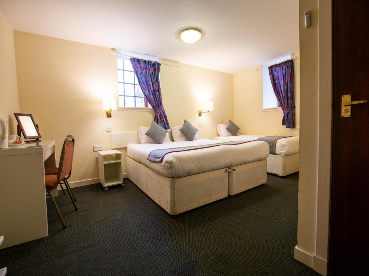 Longforgan Coaching Inn Dundee Eksteriør billede