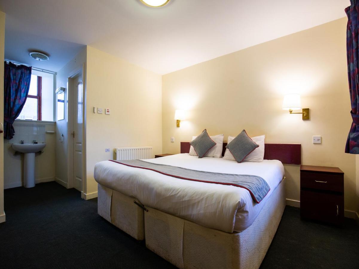 Longforgan Coaching Inn Dundee Eksteriør billede